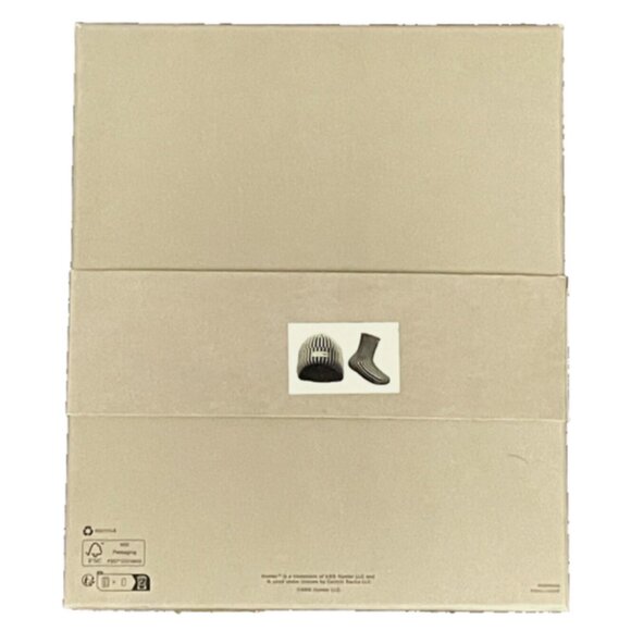 Hunter Hat & Slipper Socks Boxed Set - Picture 3 of 4